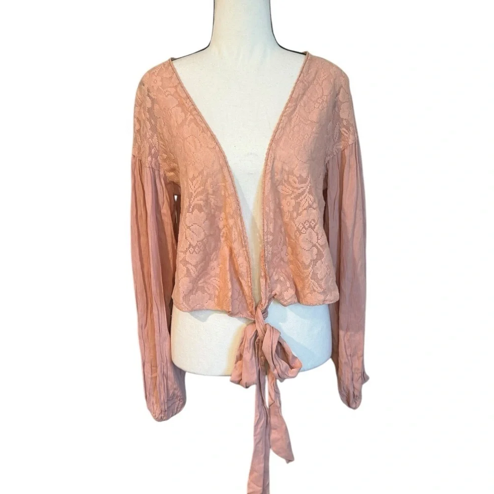 Gimmick Buckle Boho Crinkle Wrap Tie Too with Lace Detail